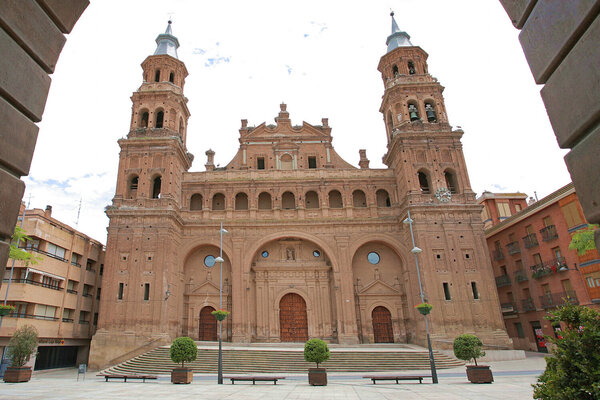 Colegiata de San Miguel Arcángel