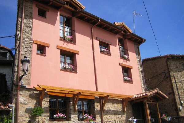 Casa Rural La Chota Marela